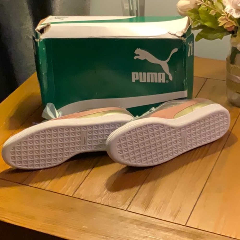 PUMA: Basket Heart Bauble Sneakers - Picture 4 of 7